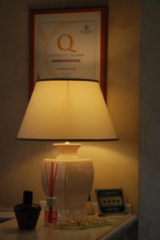 Hotel Continental Brescia Roncadelle エクステリア 写真